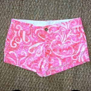 EUC Lilly Pulitzer Pink Pout Paisley Walsh Short size 10